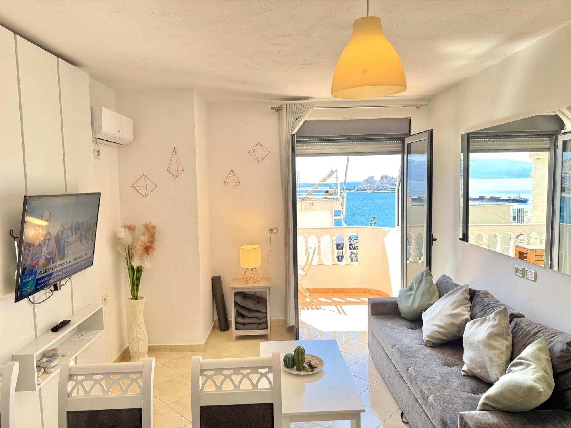Sun & Sea Apartment Saranda Eksteriør bilde